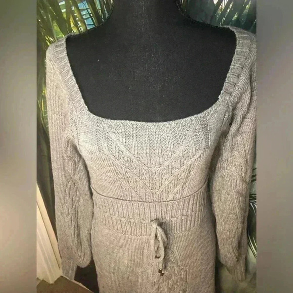 Grey Sweater Dress open back size small - Picture 2 of 16